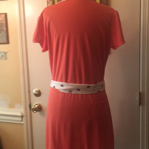 Lady Hagan size large two-piece with belt - Picture 4 of 5
